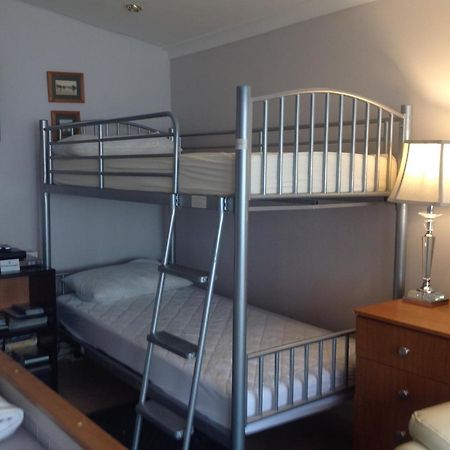 בריקסהאם Grockle Nook Holiday Apartment מראה חיצוני תמונה
