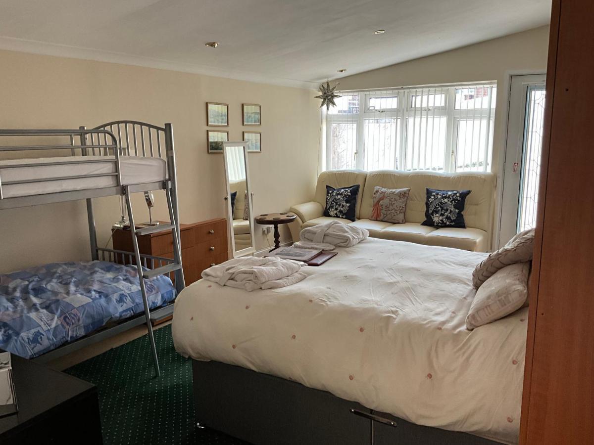 בריקסהאם Grockle Nook Holiday Apartment מראה חיצוני תמונה