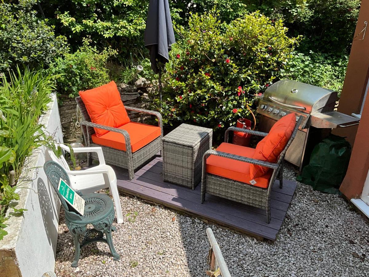 בריקסהאם Grockle Nook Holiday Apartment מראה חיצוני תמונה
